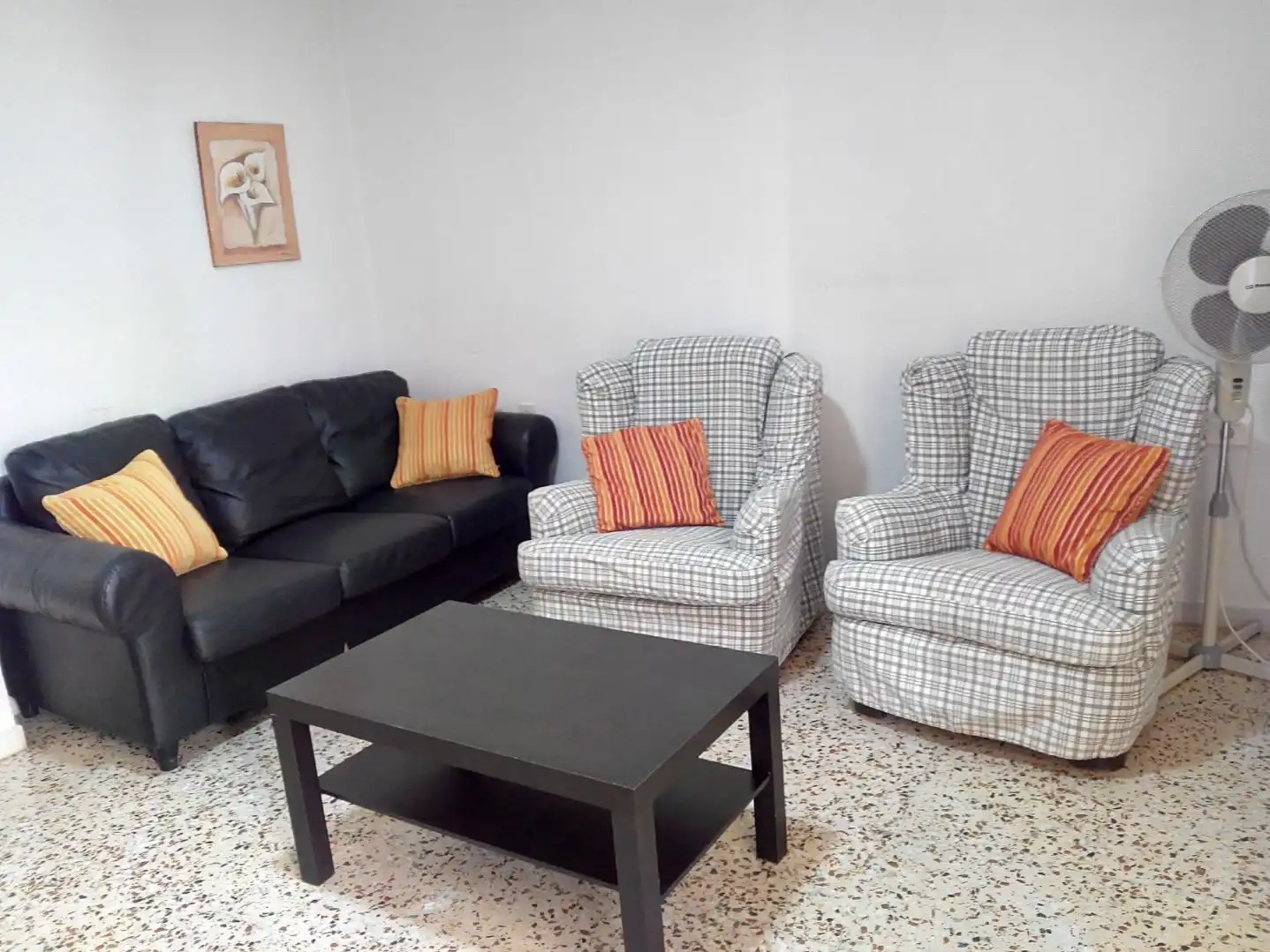 Piso en venta en Calle Mulhacén, 2, Centro Sala de estar de Piso en venta en Almería con Balcón