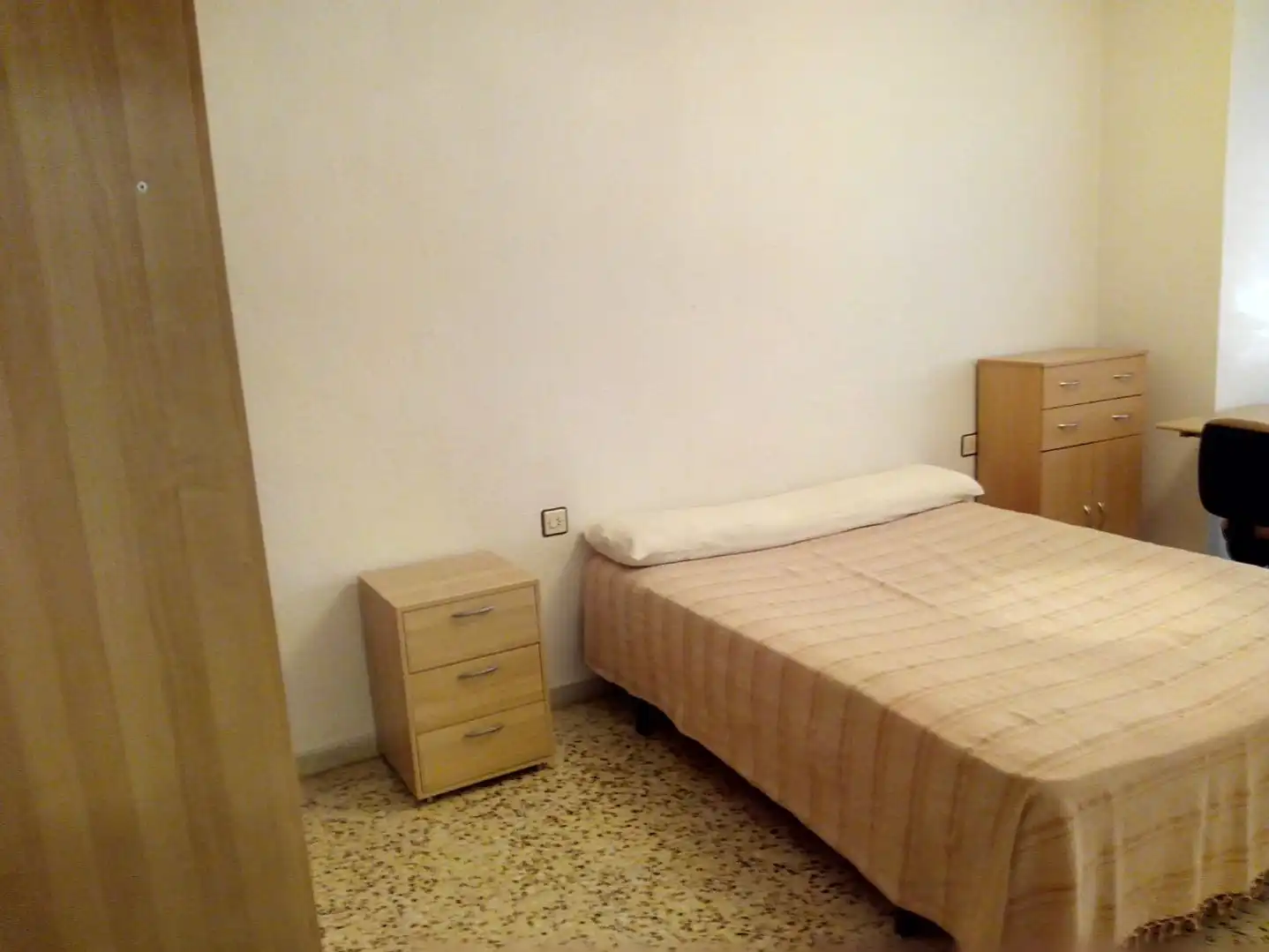 Piso en venta en Calle Mulhacén, 2, Centro Habitación de Piso en venta en Almería con Balcón