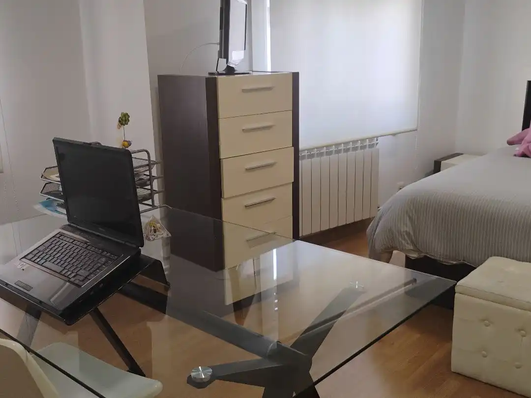 Piso en venta en Rúa Río Arnoia, 26, Ventiun Habitación de Piso en venta en Ourense Capital con Calefacción, Parquet y Trastero