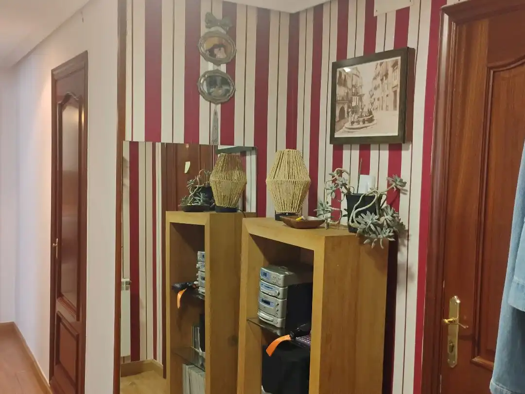 Piso en venta en Rúa Río Arnoia, 26, Ventiun Piso en venta en Ourense Capital con Calefacción, Parquet y Trastero
