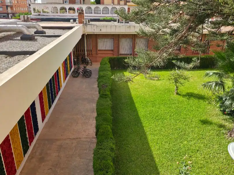 Pis en venda a Calle Infantes, 46, Poniente - Faro Vista exterior de Pis en venda en Vélez-Málaga amb Terrassa i Piscina
