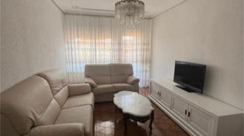 Foto 2 de Piso de alquiler en San Lázaro, Zamora Capital