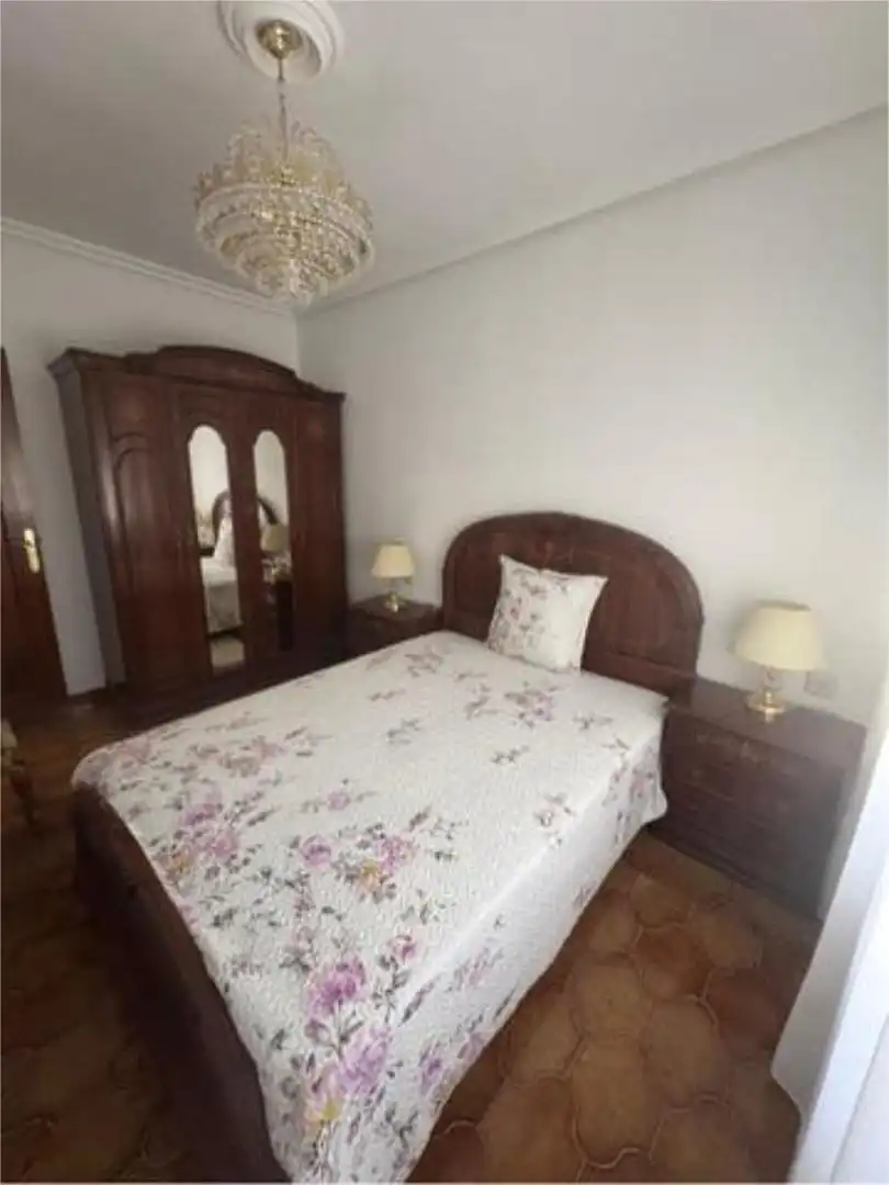 Piso de alquiler en San Lázaro