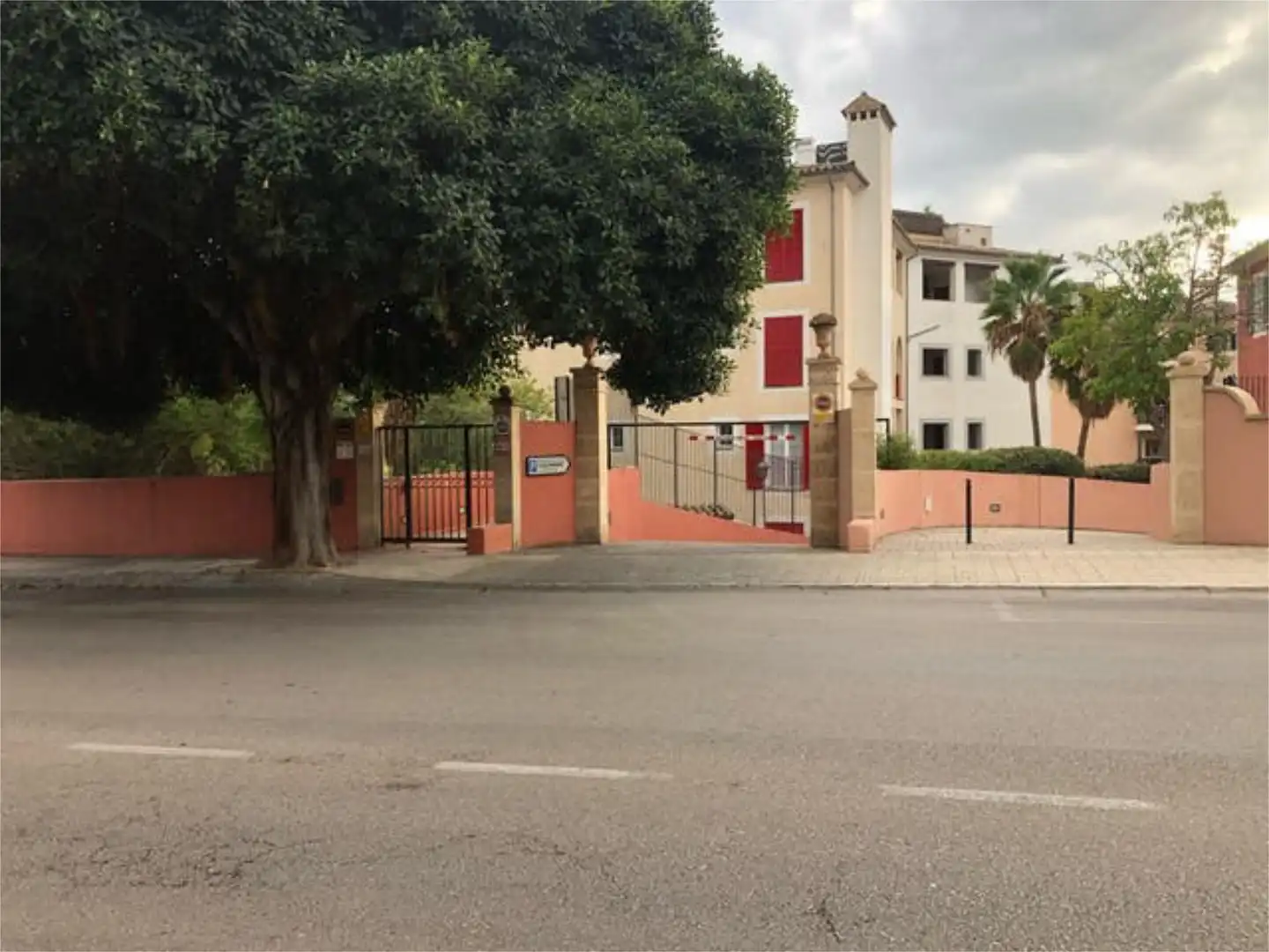 Exterior view of Garage for rent in Calvià