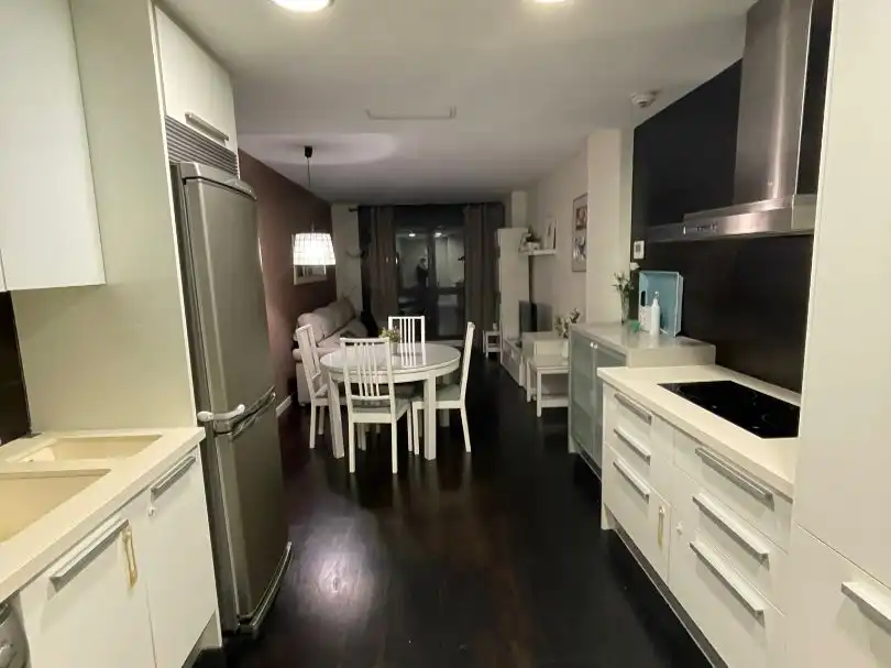 Pis de lloguer a Carrer del Pare Sallarès, 144, Centre Cuina de Pis de lloguer en Sabadell amb Aire condicionat, Calefacció i Parquet