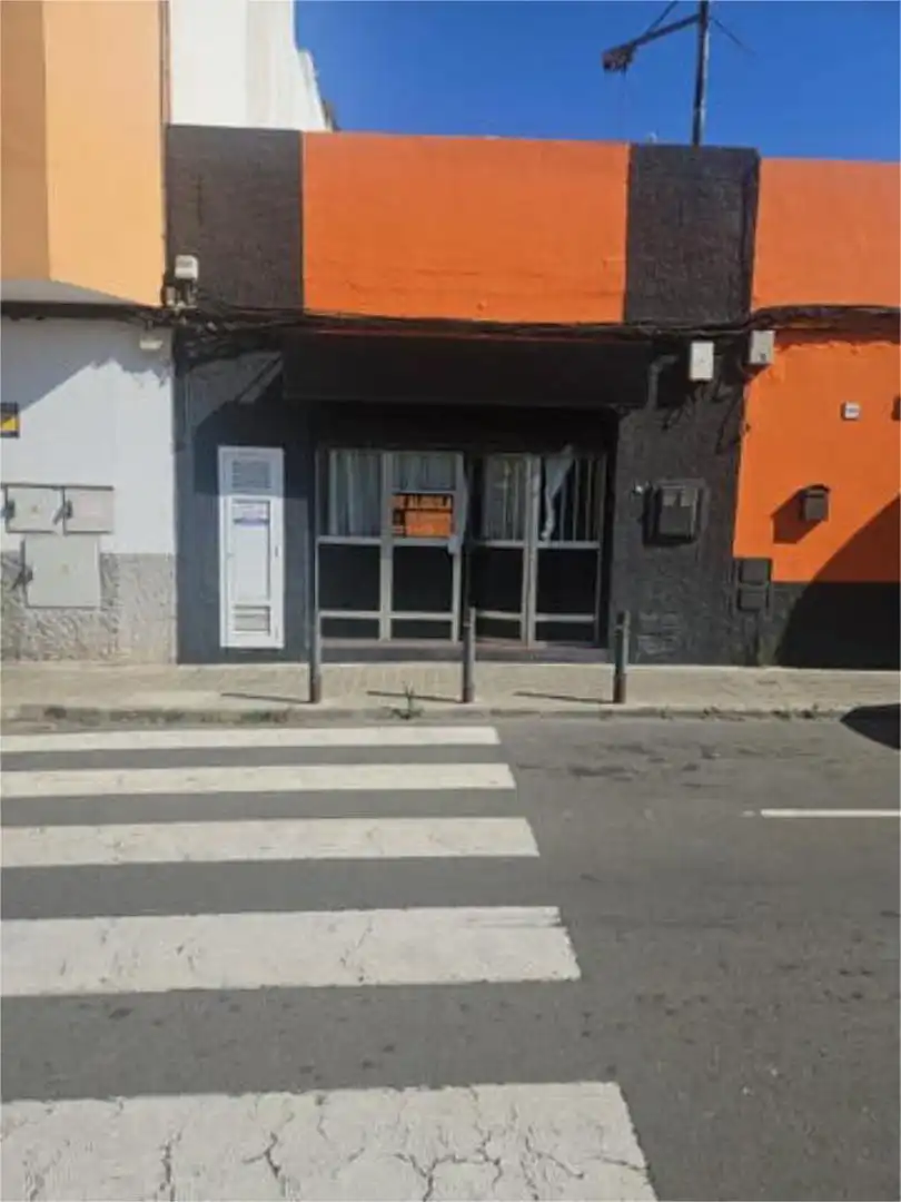Vista exterior de Local de alquiler en Telde