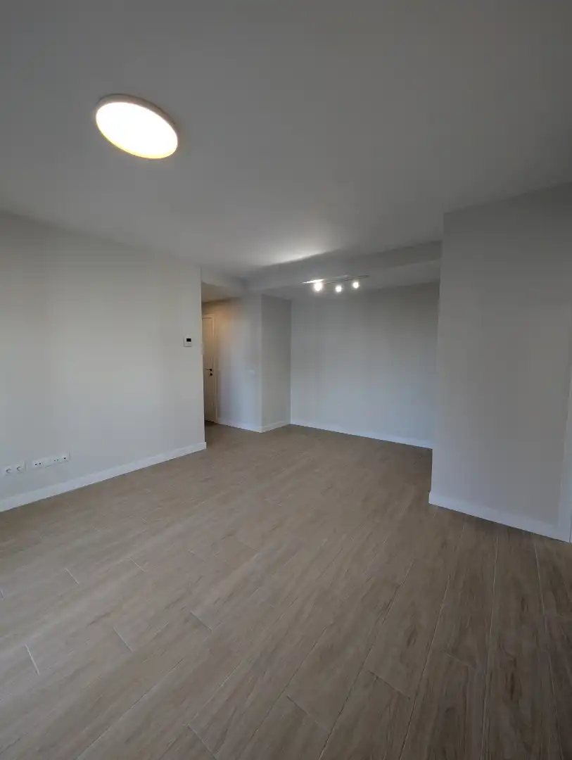 Piso de alquiler en Calle Escr Maria Teresa de Leon, Ciudad Jardín - Zoco Sala de estar de Piso de alquiler en Córdoba con Aire acondicionado, Calefacción y Terraza