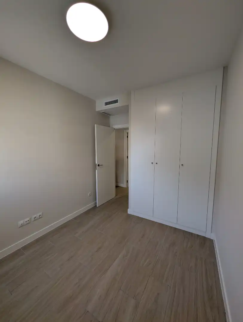 Piso de alquiler en Calle Escr Maria Teresa de Leon, Ciudad Jardín - Zoco Habitación de Piso de alquiler en Córdoba con Aire acondicionado, Calefacción y Terraza