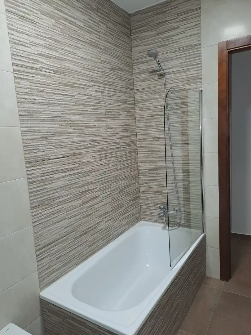 Piso de alquiler en Rúa Abeleira, 6, Cambre Baño de Piso de alquiler en Cambre con Calefacción, Parquet y Horno