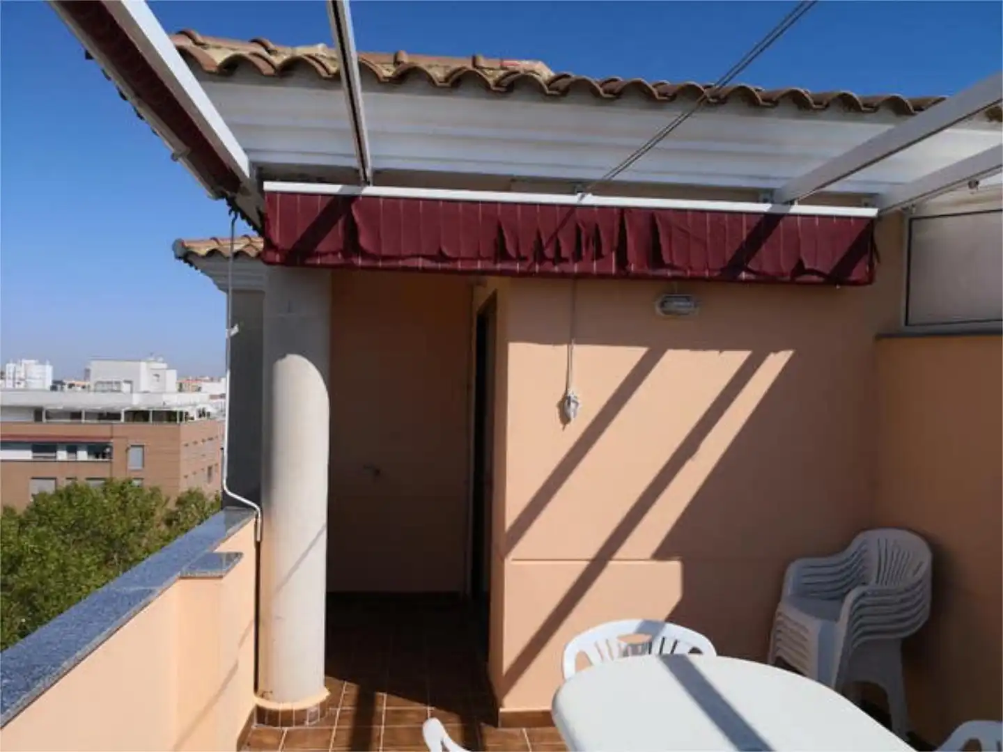 Àtic de lloguer a Maria Auxiliadora - Barriada de Llera Terrassa de Àtic de lloguer en Badajoz Capital amb Terrassa