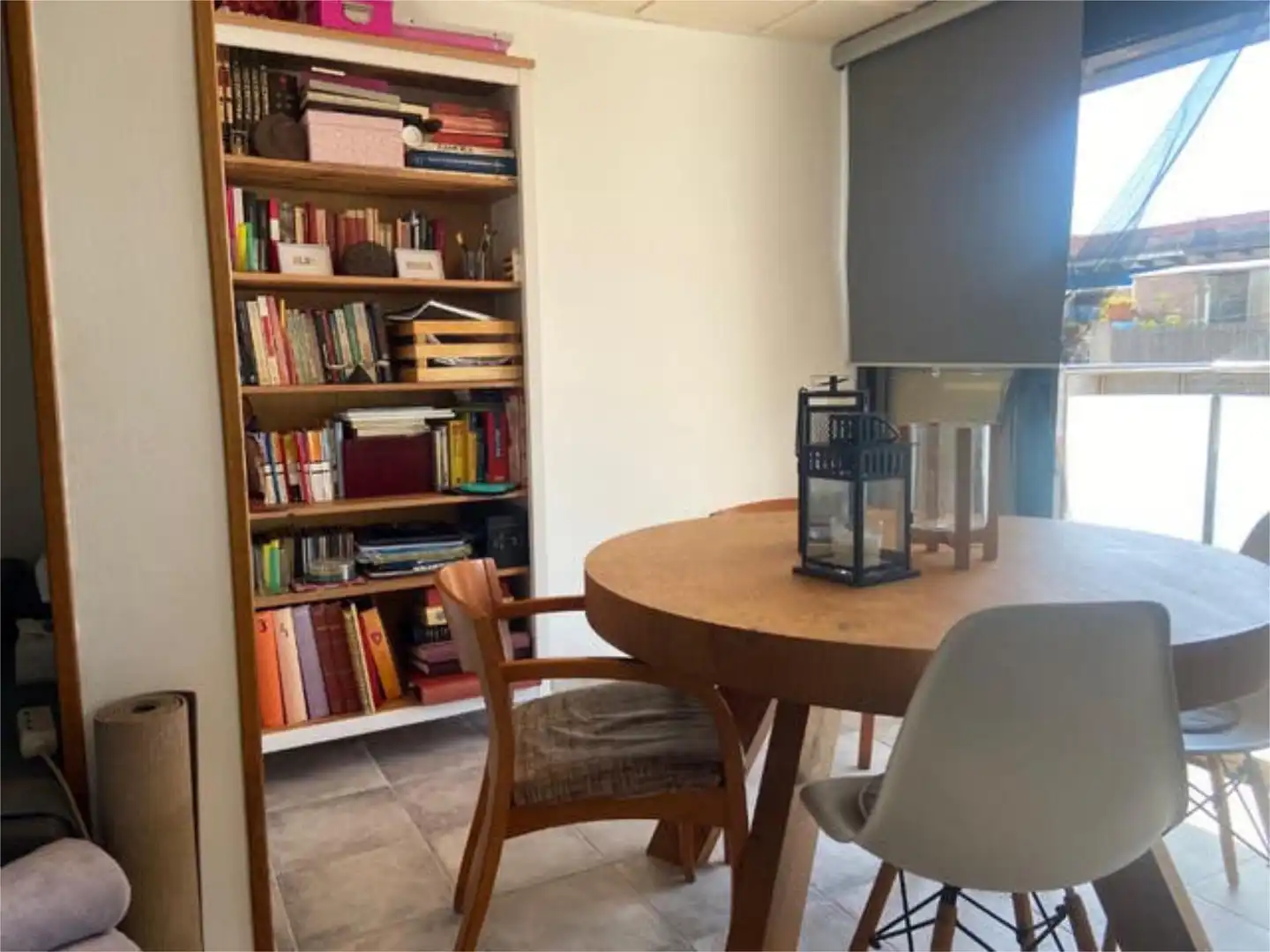 Dachboden zum Verkauf in Riu Nord Esszimmer von Dachboden zum Verkauf in Santa Coloma de Gramenet mit Terrasse