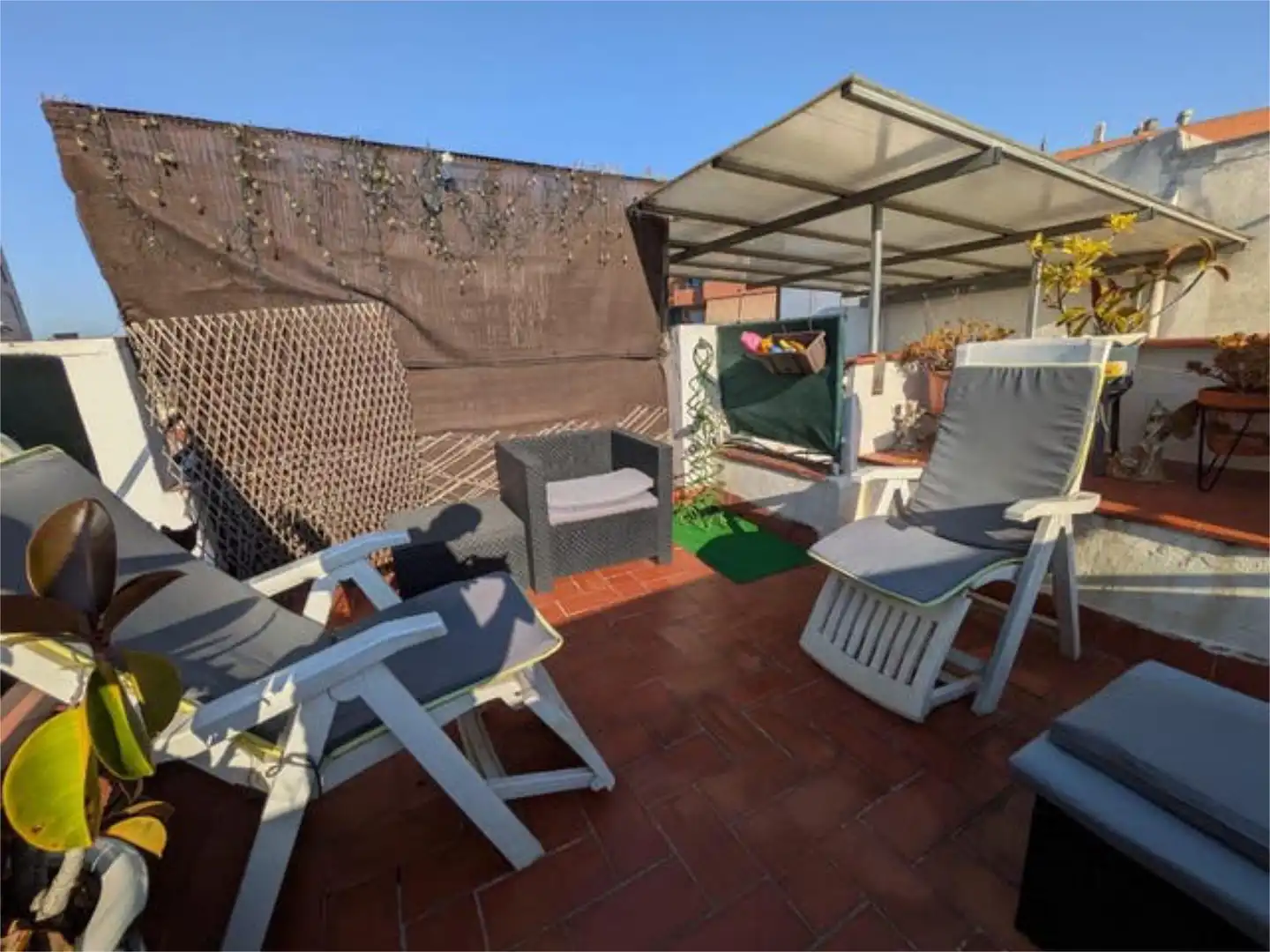 Dachboden zum Verkauf in Riu Nord Terrasse von Dachboden zum Verkauf in Santa Coloma de Gramenet mit Terrasse