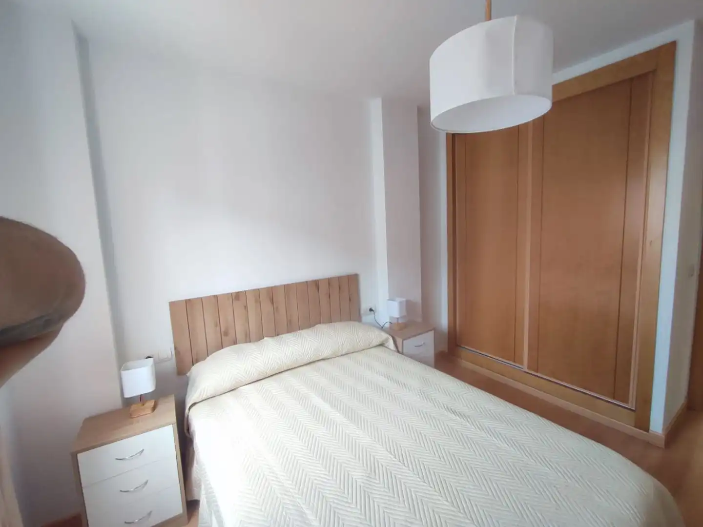 Piso de alquiler en Calle Nueva, 1, Núcleo urbano Habitación de Piso de alquiler en Aljaraque con Aire acondicionado, Parquet y Amueblado