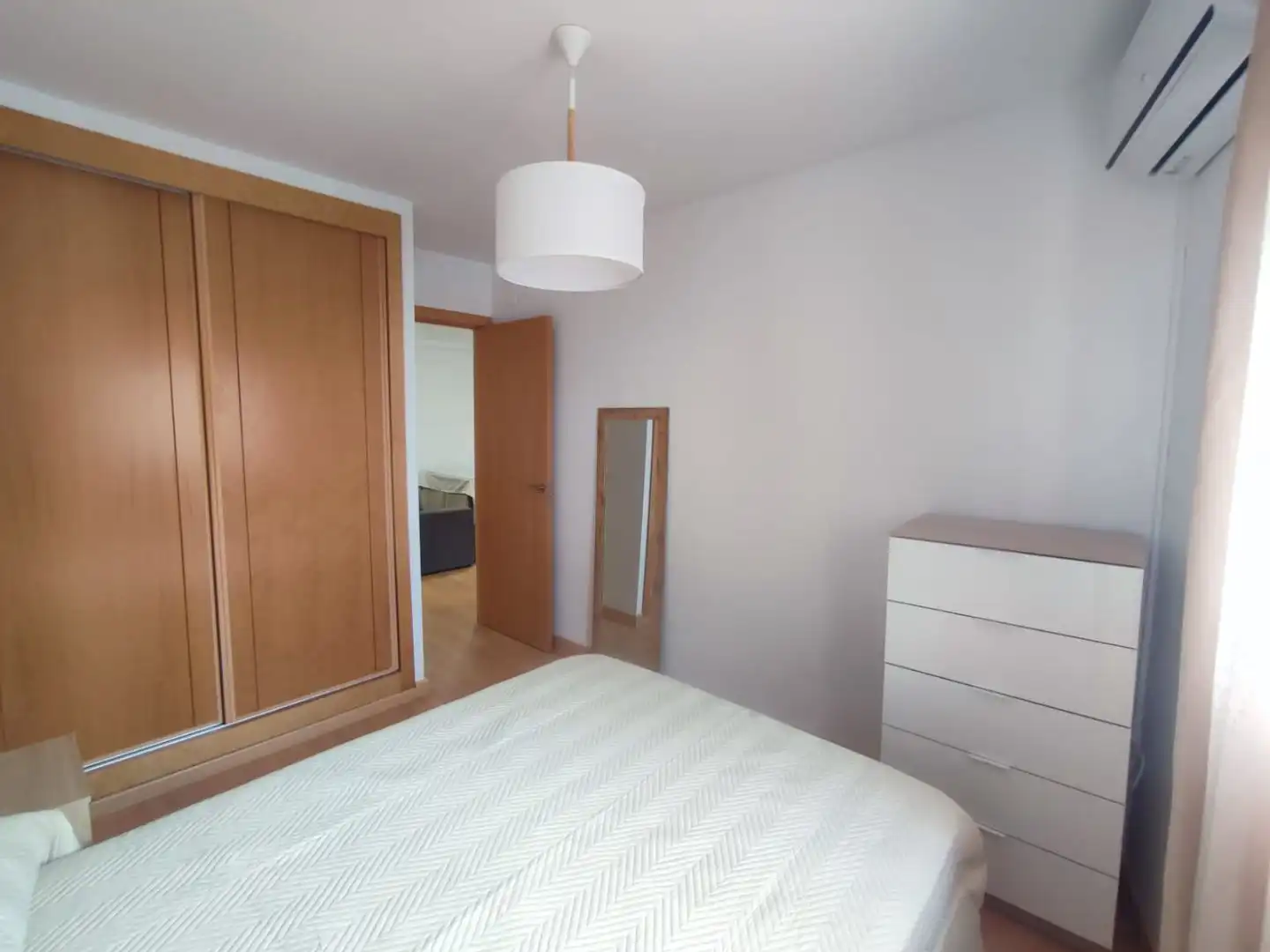 Piso de alquiler en Calle Nueva, 1, Núcleo urbano Habitación de Piso de alquiler en Aljaraque con Aire acondicionado, Parquet y Amueblado