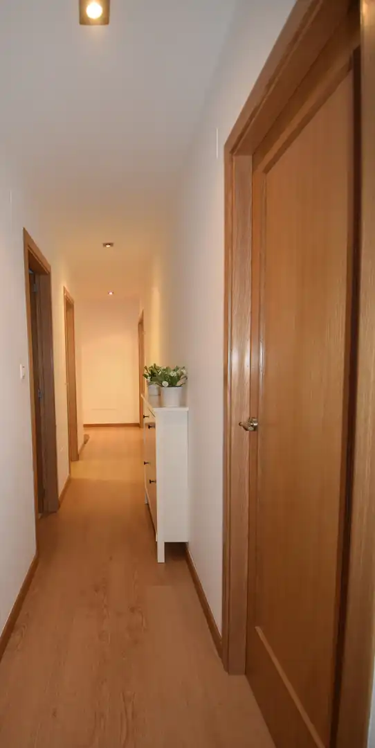 Flat for rent in Rúa Ribeira Sacra, 19, Mesoiro Flat for rent in A Coruña Capital with Heating, Parquet flooring and Storage room