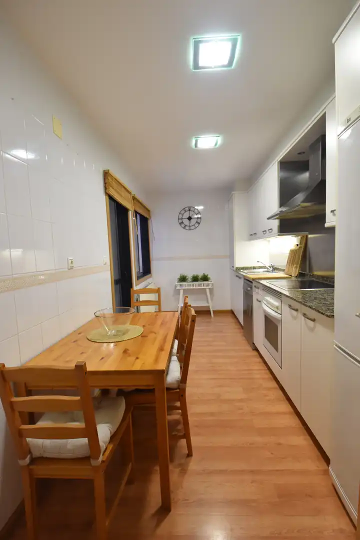 Flat for rent in Rúa Ribeira Sacra, 19, Mesoiro Kitchen of Flat for rent in A Coruña Capital with Heating, Parquet flooring and Storage room
