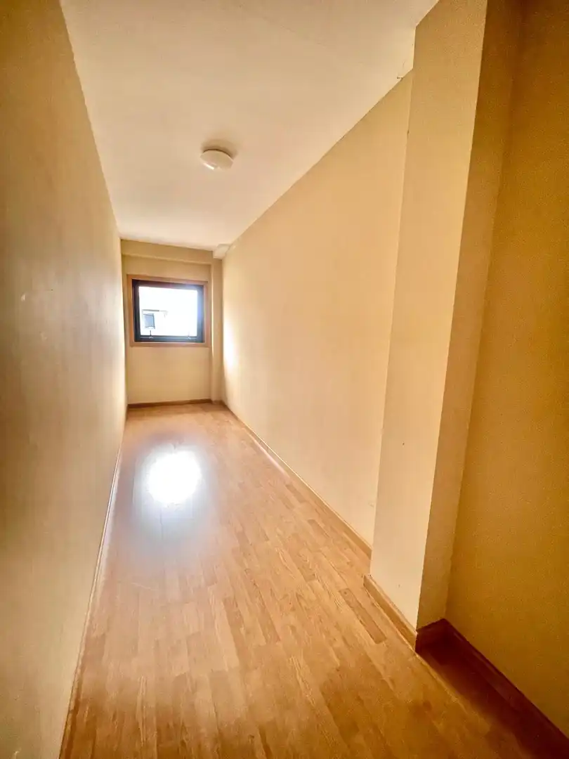 Flat for rent in Rúa Ribeira Sacra, 19, Mesoiro Bedroom of Flat for rent in A Coruña Capital with Heating, Parquet flooring and Storage room