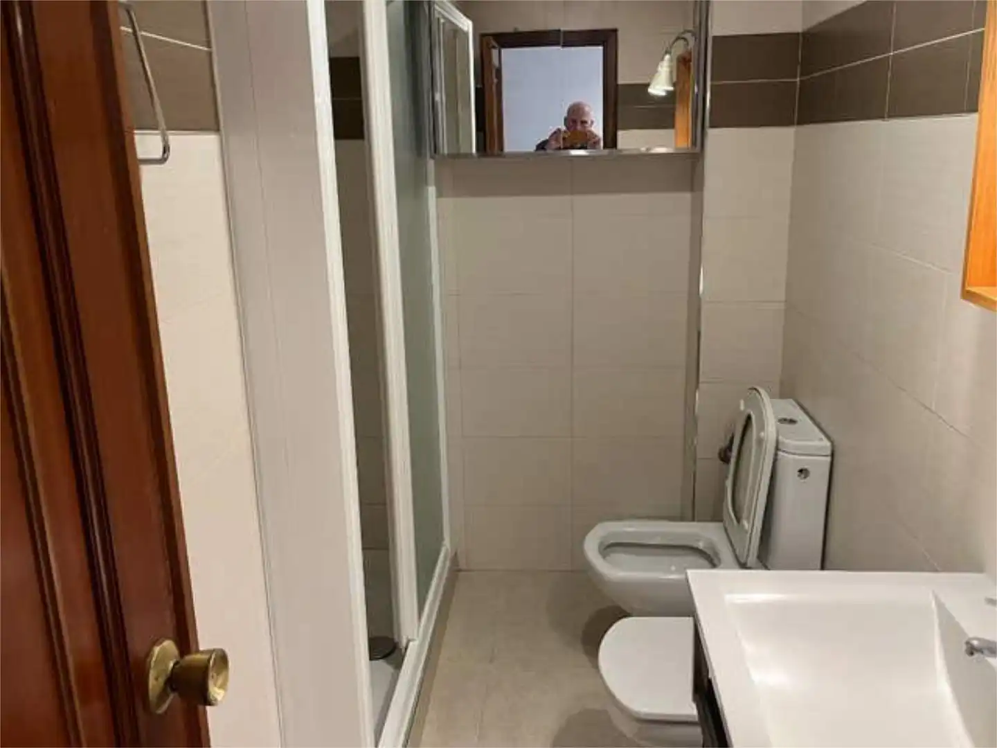 Flat for rent in San José Bathroom of Flat for rent in Huesca with Heating, Terrace and Furnished