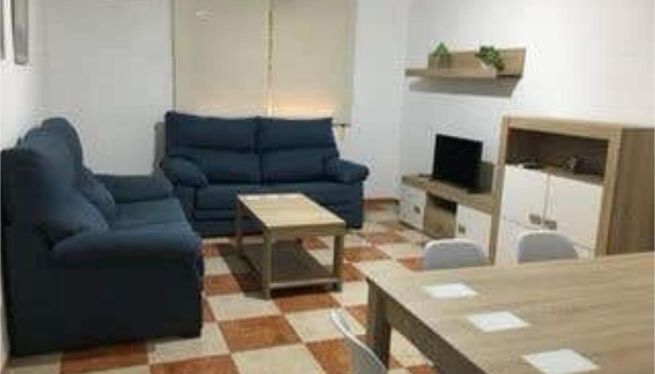 Room in Ciudad Jardín - Zoco, Córdoba Capital - image 1 Photo 1 of Room in Ciudad Jardín - Zoco, Córdoba Capital