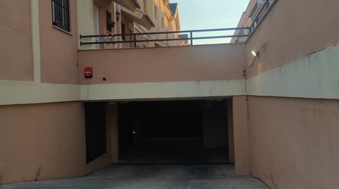 Foto 2 de Casa adosada en venda a Calle Luis Cernuda, 6-7, Centro, Alhaurín de la Torre