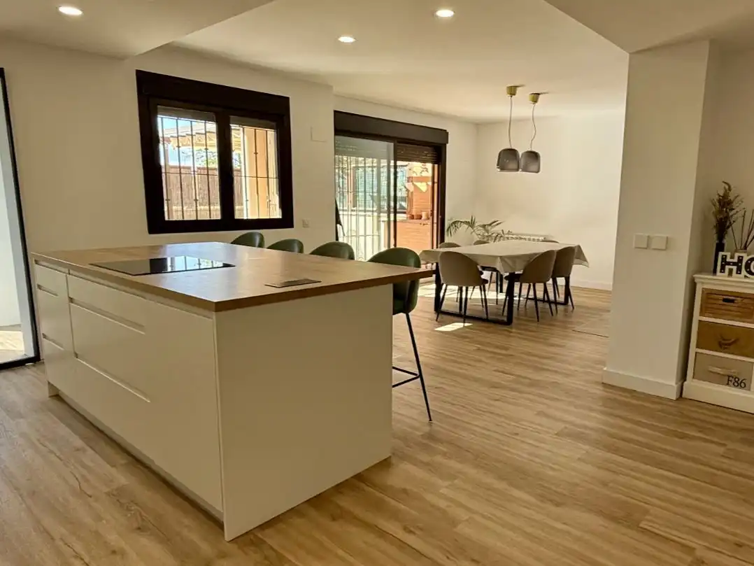 Flat for sale in Calle Castillo de Arévalo, 11, Europolis Dining room of Flat for sale in Las Rozas de Madrid with Air Conditioner