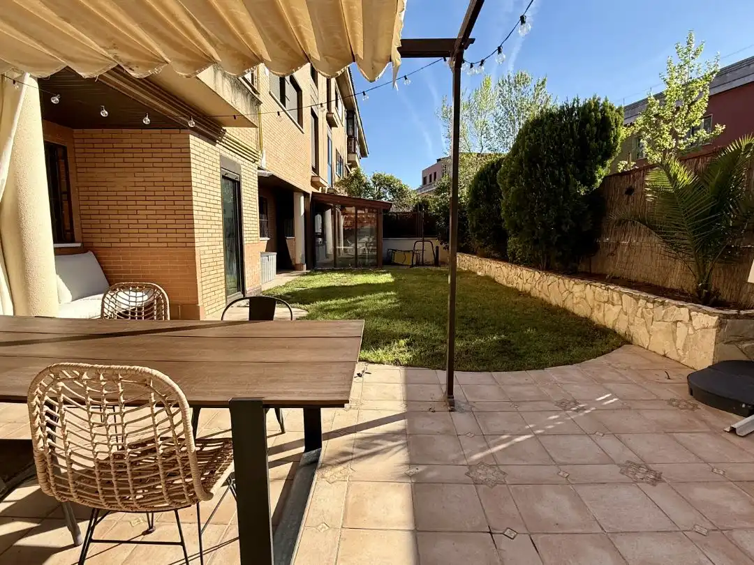 Flat for sale in Calle Castillo de Arévalo, 11, Europolis Terrace of Flat for sale in Las Rozas de Madrid with Air Conditioner