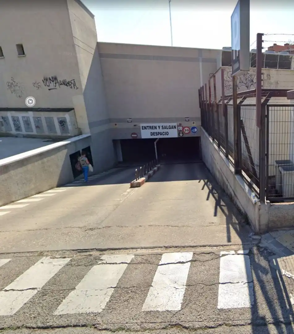 Aparcament de Garatge en venda en Alcalá de Henares