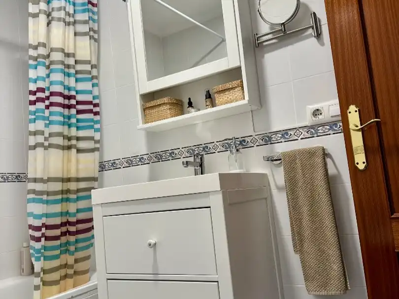Flat for sale in Calle Rosales, 1, Arcos de la Frontera Bathroom of Flat for sale in Arcos de la Frontera with Air Conditioner and Terrace