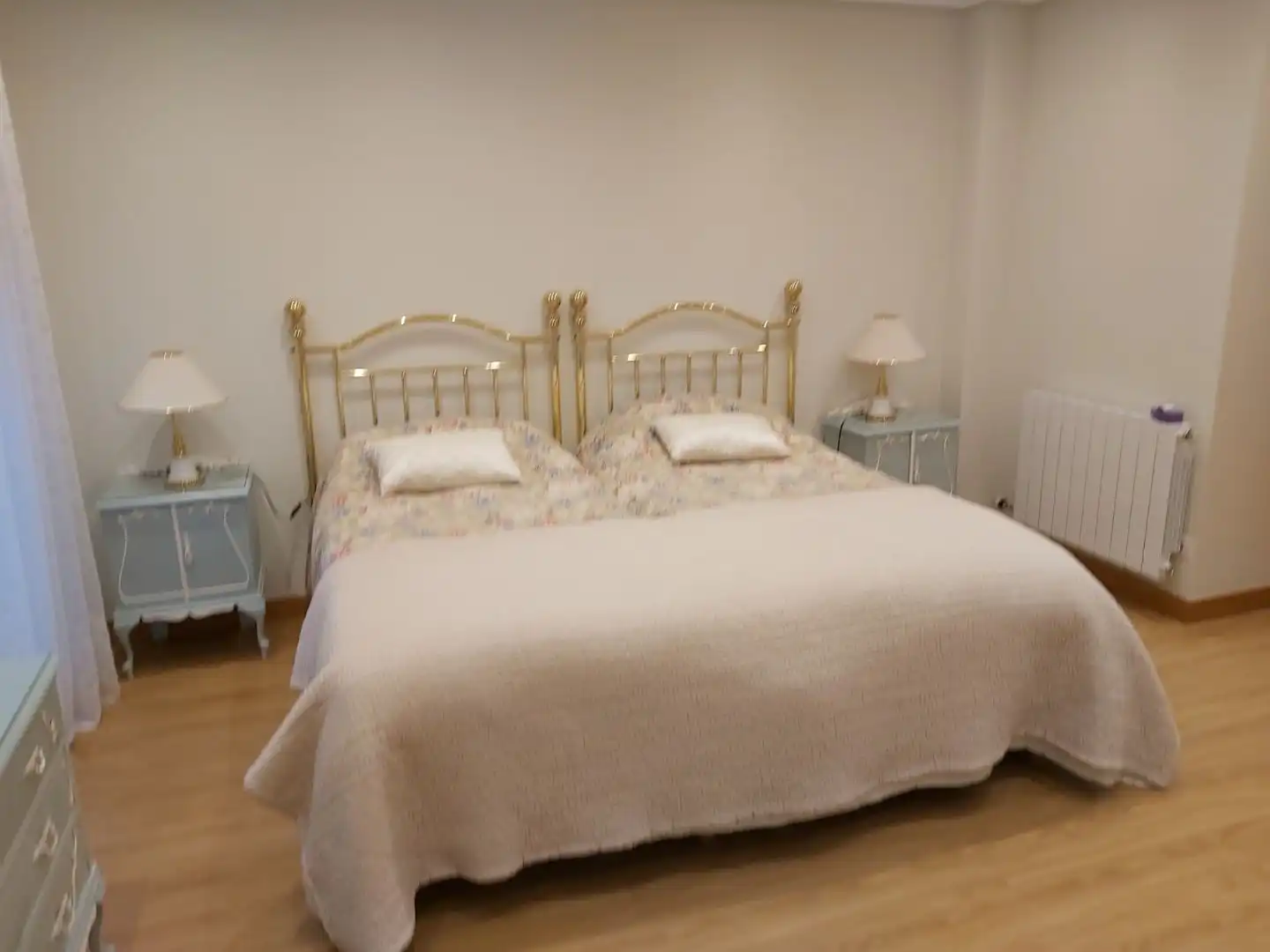 Habitación de Dúplex de alquiler en Briviesca con Calefacción, Parquet y Amueblado