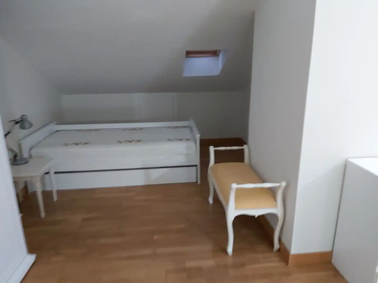 Habitación de Dúplex de alquiler en Briviesca con Calefacción, Parquet y Amueblado