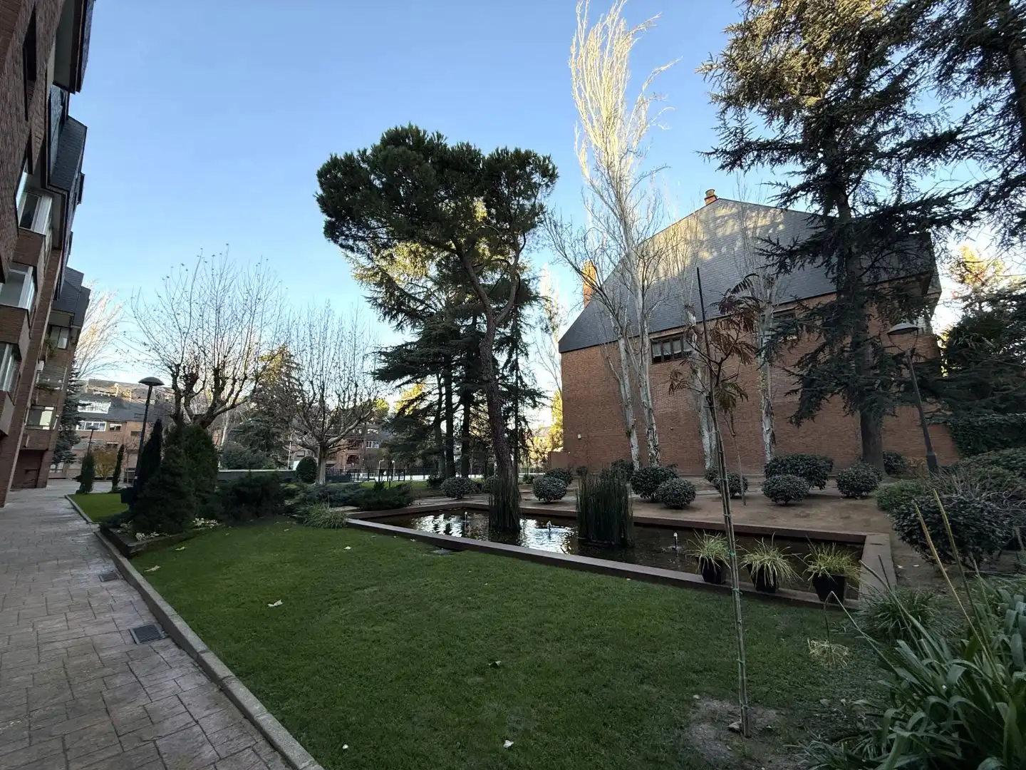 Ático de alquiler en Paseo del Pinar, 29, El Caño - Maracaibo Jardín de Ático de alquiler en Las Rozas de Madrid con Aire acondicionado, Calefacción y Parquet