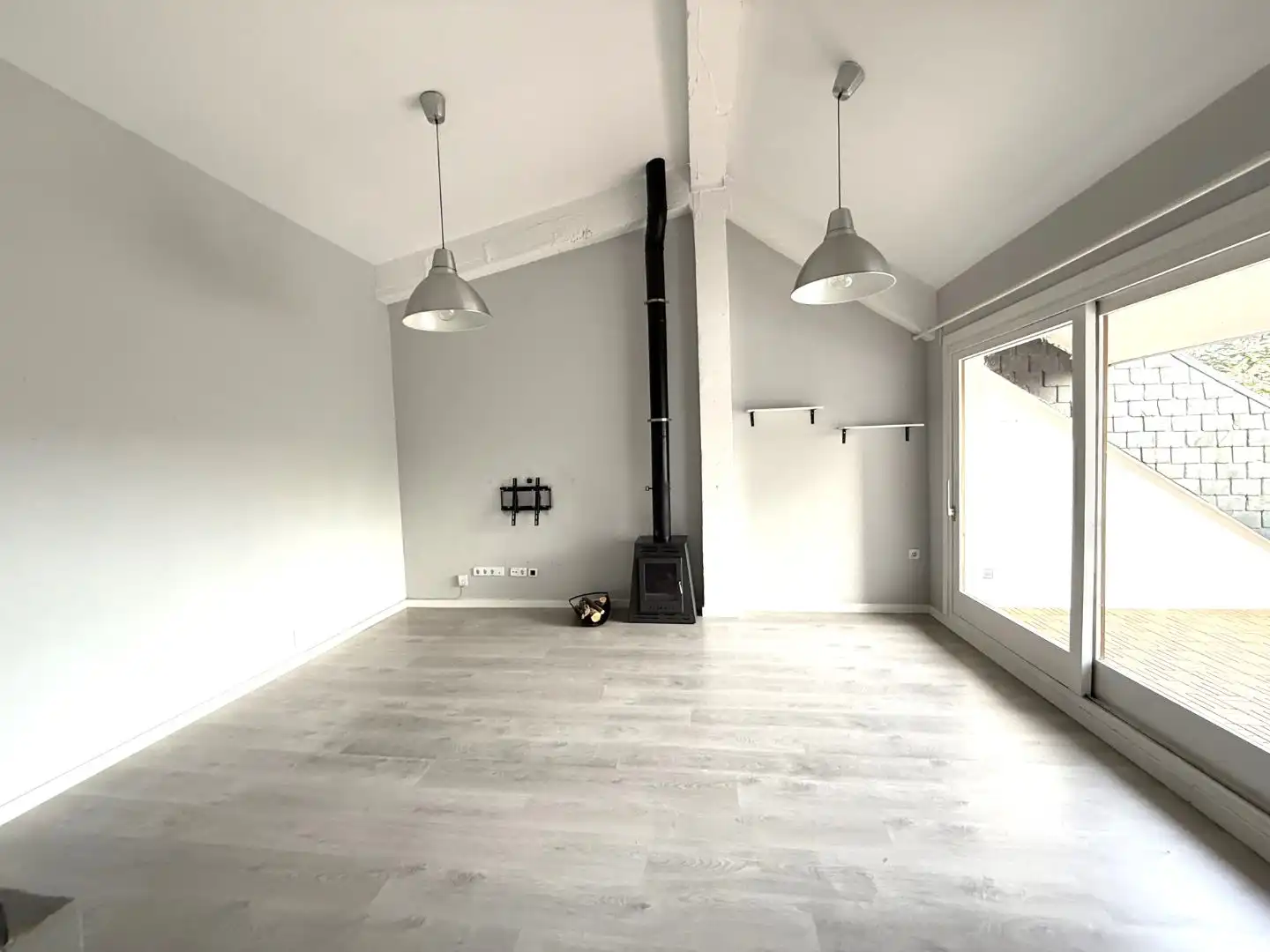 Ático de alquiler en Paseo del Pinar, 29, El Caño - Maracaibo Sala de estar de Ático de alquiler en Las Rozas de Madrid con Aire acondicionado, Calefacción y Parquet