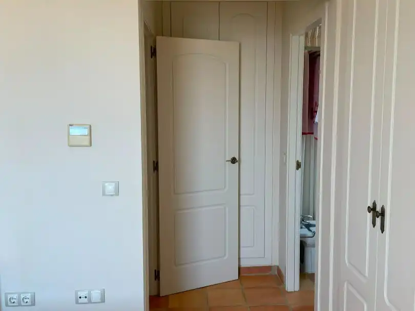 Einfamilien-Reihenhaus zur Miete in Carrer Berna, 6, Golf Bahía Einfamilien-Reihenhaus zur Miete in Finestrat mit Klimaanlage, Heizung und Privatgarten