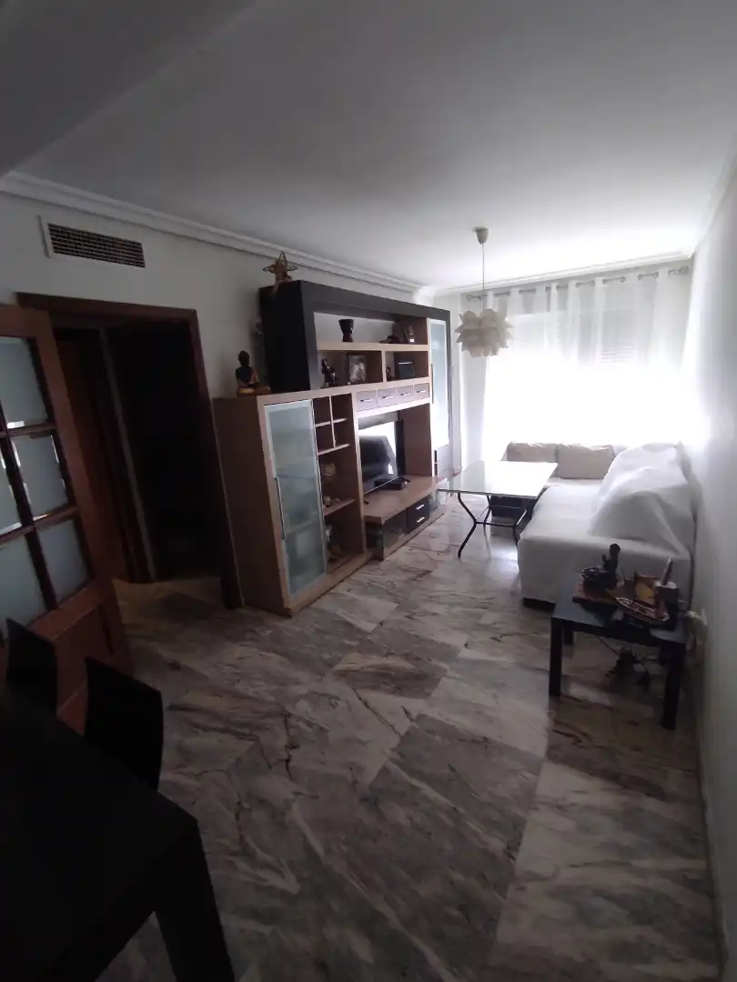 Piso en venta en Calle Figueira Da Foz, 3, La Estación Sala de estar de Piso en venta en Badajoz Capital con Aire acondicionado y Terraza
