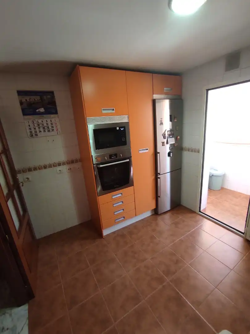 Piso en venta en Calle Figueira Da Foz, 3, La Estación Cocina de Piso en venta en Badajoz Capital con Aire acondicionado y Terraza
