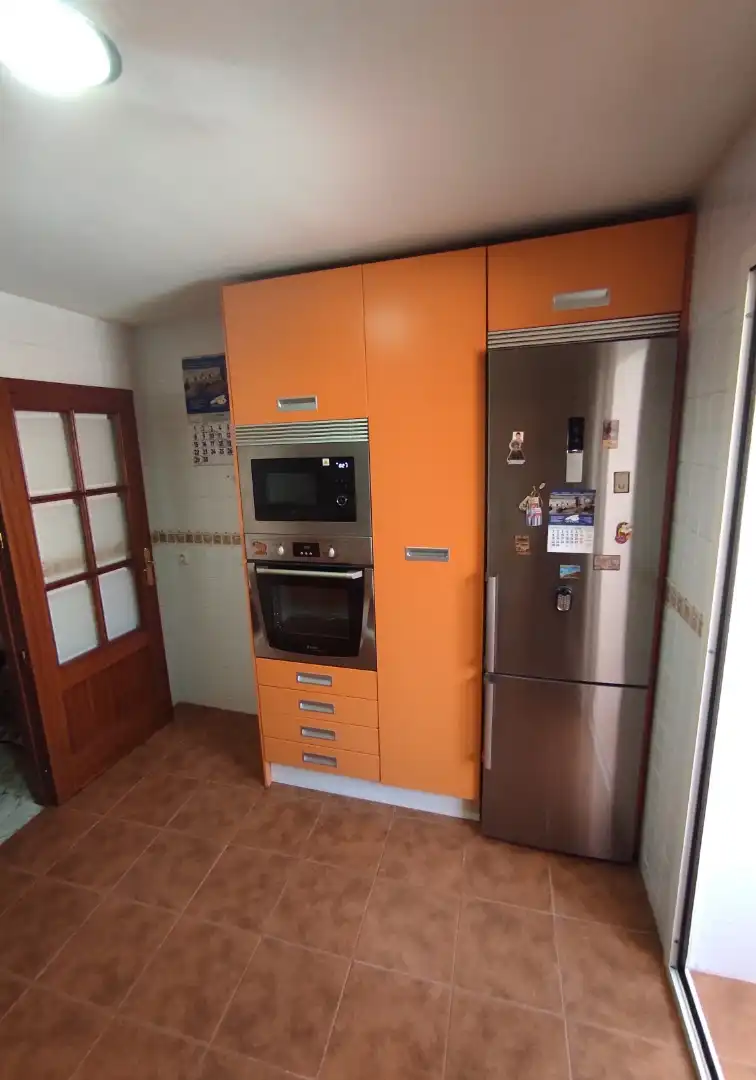 Piso en venta en Calle Figueira Da Foz, 3, La Estación Cocina de Piso en venta en Badajoz Capital con Aire acondicionado y Terraza