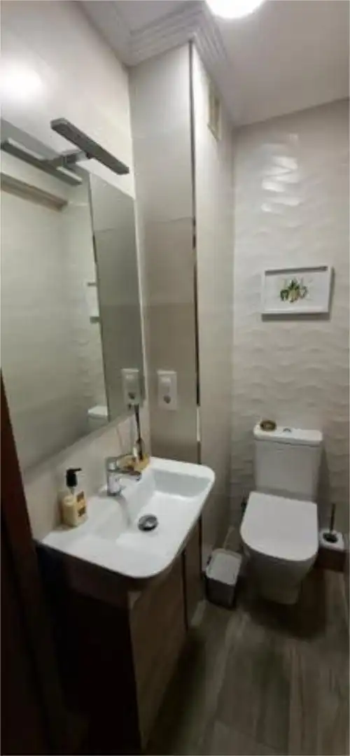 Baño de Piso en venta en Siero con Calefacción, Trastero y Amueblado