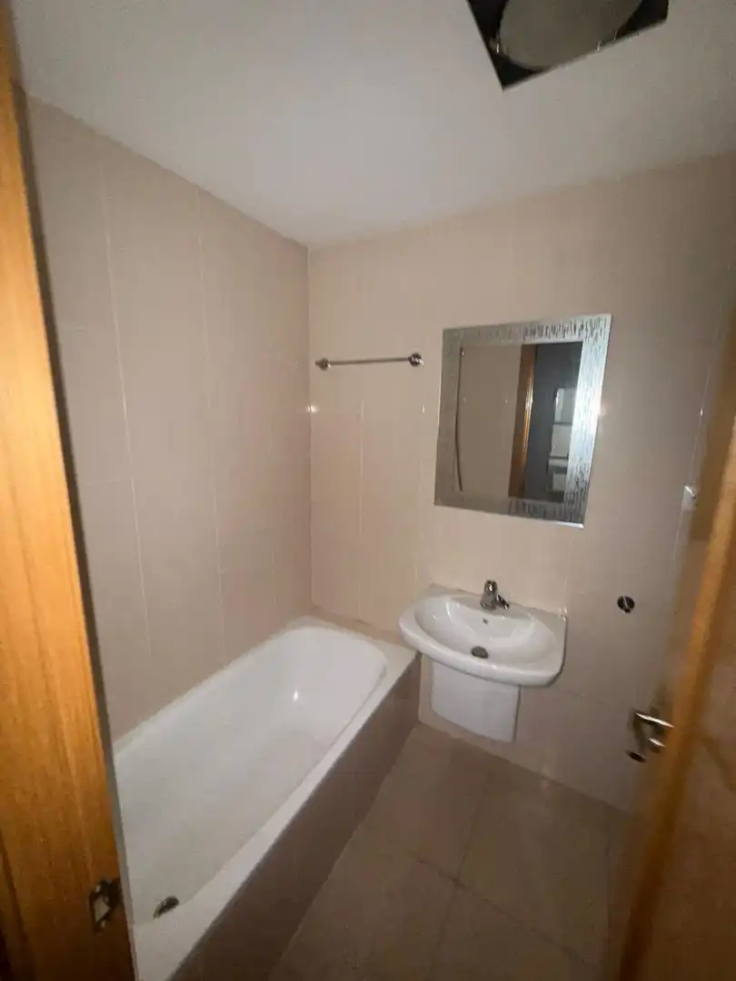 Bathroom of Flat for rent in Alcarràs  with Heating