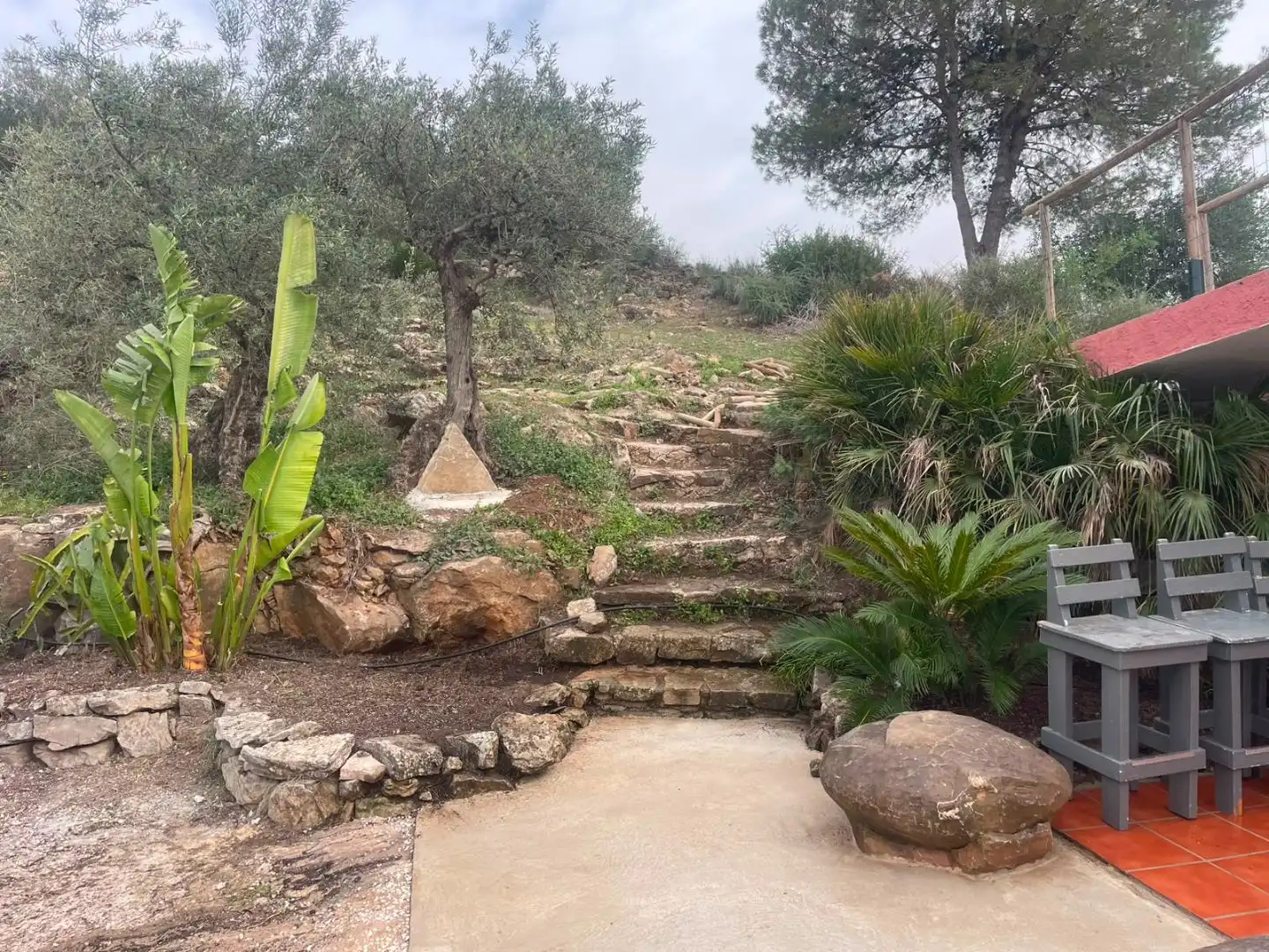 Finca rústica en venta en Camino Alto de Guaro, 23, Alozaina Jardín de Finca rústica en venta en Alozaina con Piscina