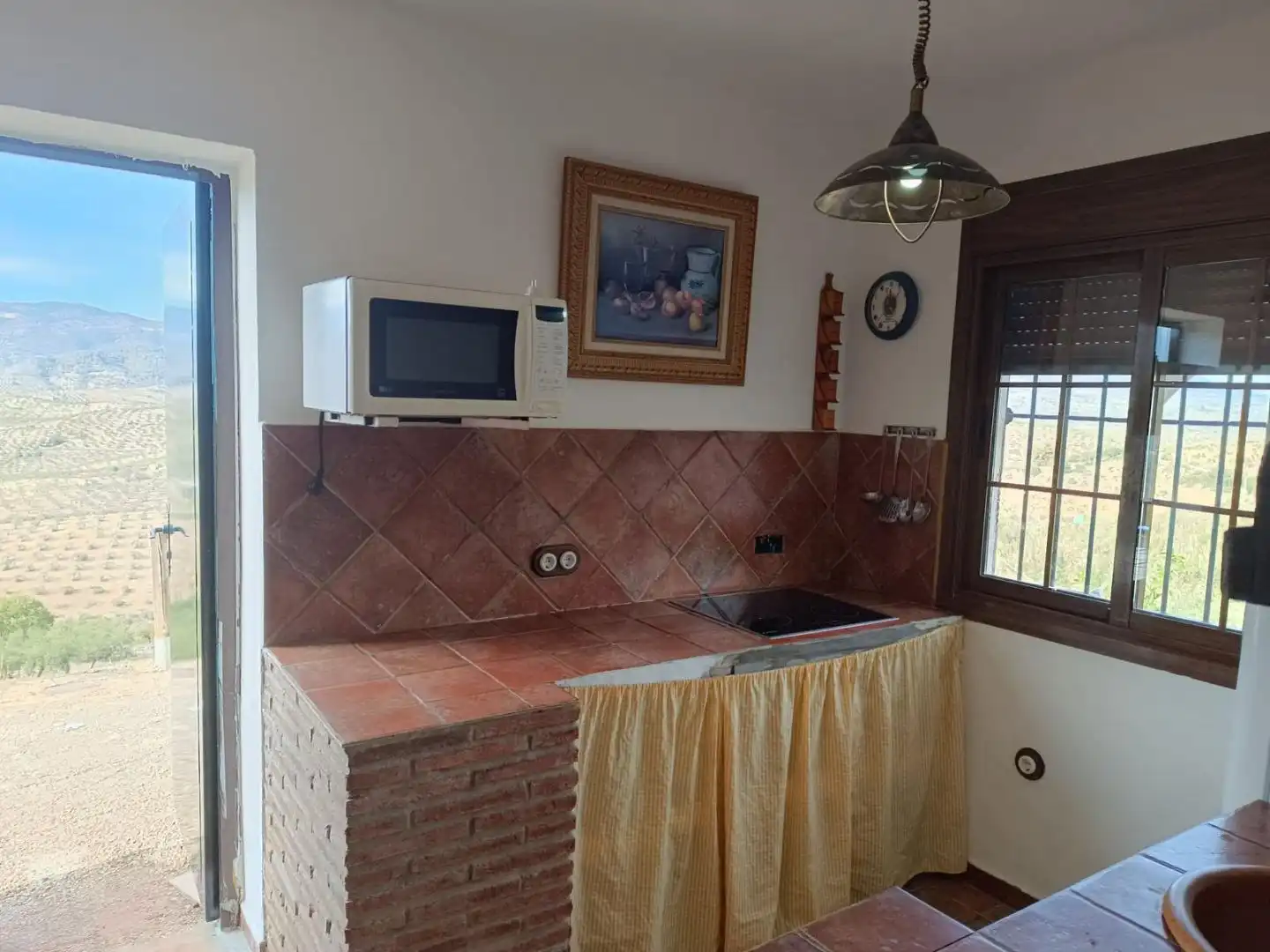 Finca rústica en venta en Camino Alto de Guaro, 23, Alozaina Cocina de Finca rústica en venta en Alozaina con Piscina
