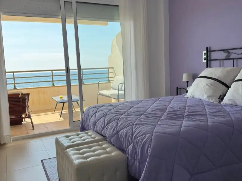 Flat for sale in Passeig Maritim, 33, Passeig Marítim Bedroom of Flat for sale in Mont-roig del Camp with Terrace, Swimming Pool and Balcony