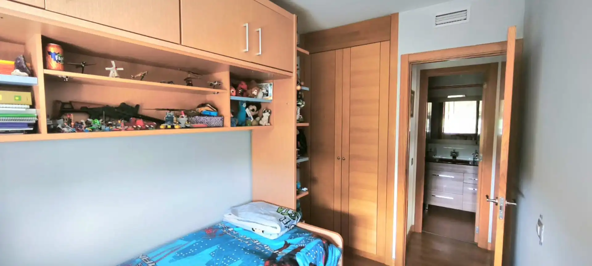 Flat for rent in Calle Calcio, 7, Butarque Bedroom of Flat for rent in Madrid Capital with Terrace and Swimming Pool
