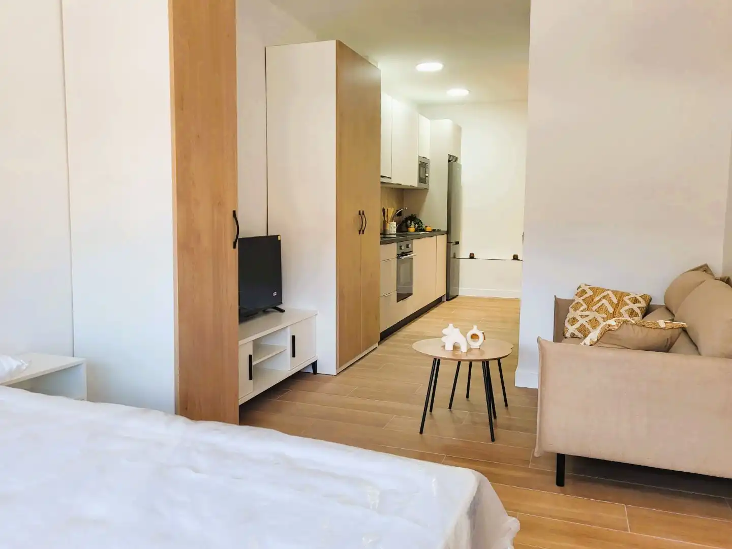 Piso de alquiler en Calle Ibrahin, 15, Parque Victoria Eugenia Habitación de Piso de alquiler en Málaga con Aire acondicionado, Calefacción y Amueblado
