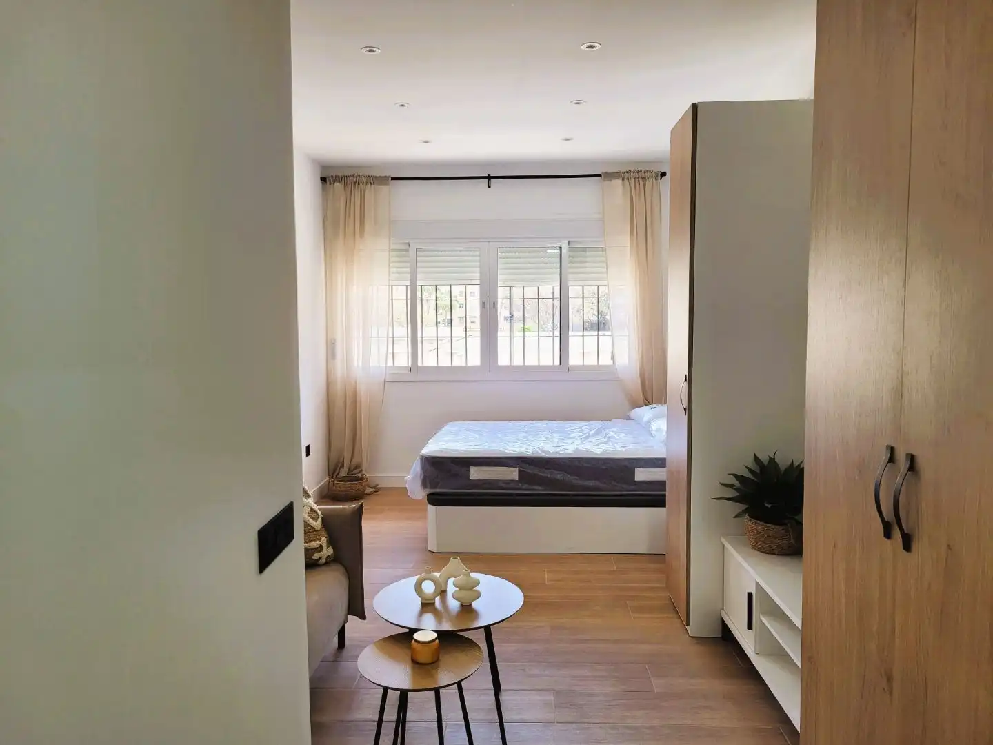 Piso de alquiler en Calle Ibrahin, 15, Parque Victoria Eugenia Habitación de Piso de alquiler en Málaga con Aire acondicionado, Calefacción y Amueblado