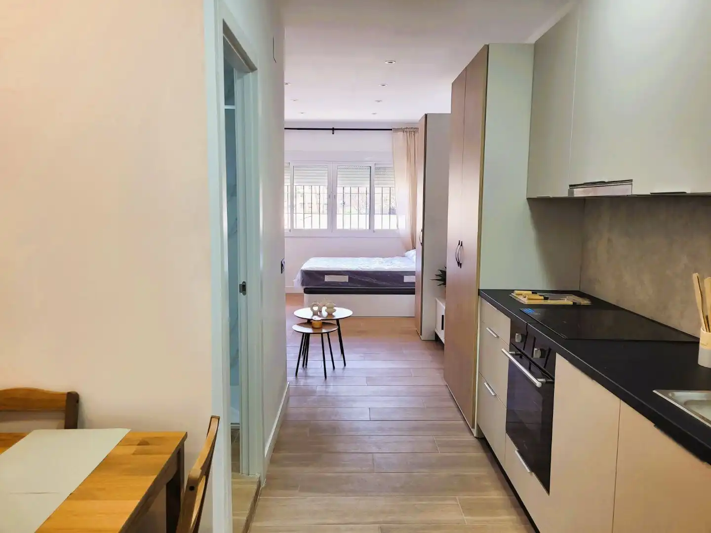 Piso de alquiler en Calle Ibrahin, 15, Parque Victoria Eugenia Habitación de Piso de alquiler en Málaga con Aire acondicionado, Calefacción y Amueblado