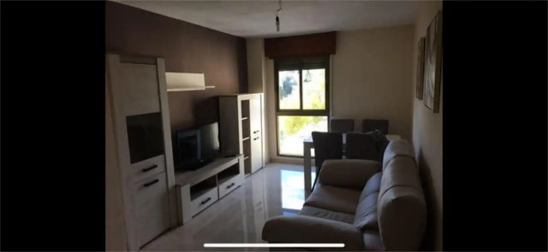 Piso de alquiler en El Valle - Universidad Sala de estar de Piso de alquiler en Jaén con Jardín privado y Amueblado