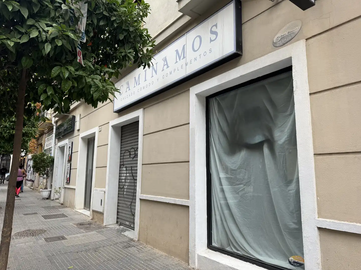 Vista exterior de Local de alquiler en Málaga con Aire acondicionado