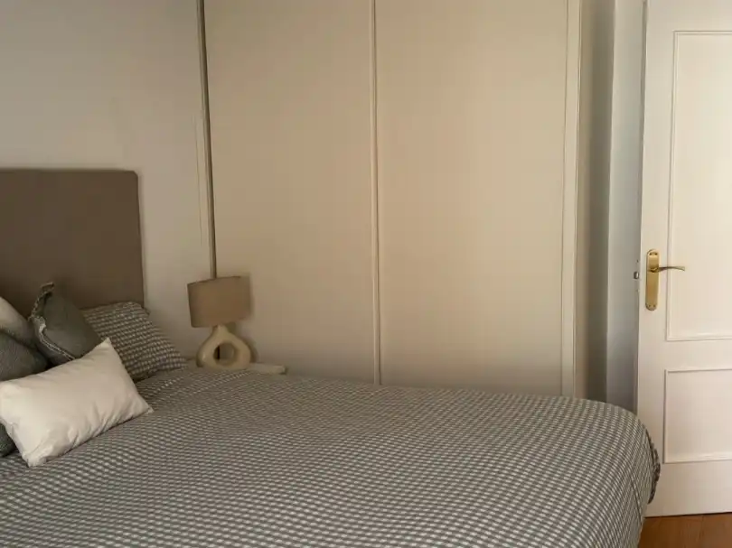 Einfamilien-Reihenhaus zum Verkauf in Avenida de Joaquin Fernandez Vallejo, 93, Tanos Schlafzimmer von Einfamilien-Reihenhaus zum Verkauf in Torrelavega mit Terrasse und Balkon