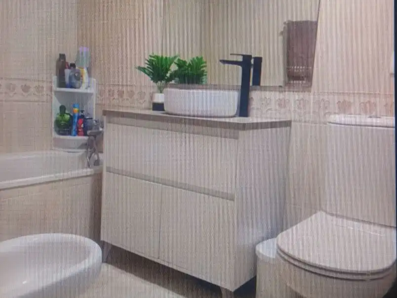 Bathroom of Flat for sale in Cheste  with Air Conditioner, Heating and Community parking