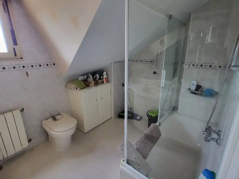 Bathroom of Flat for sale in Santander  with Air Conditioner, Terrace and Balcony